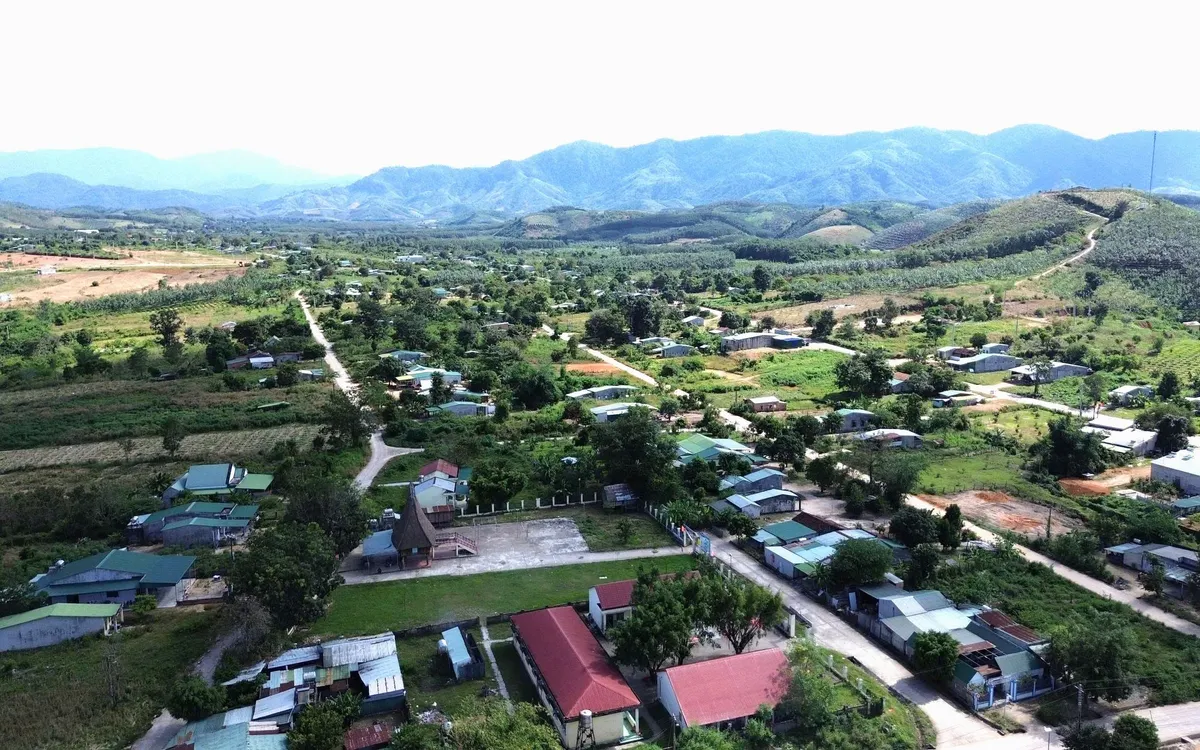 Được sự quan tâm của Đảng và Nhà nước đời sống đời sống của đồng bào Rơ Măm đổi thay từng ngày