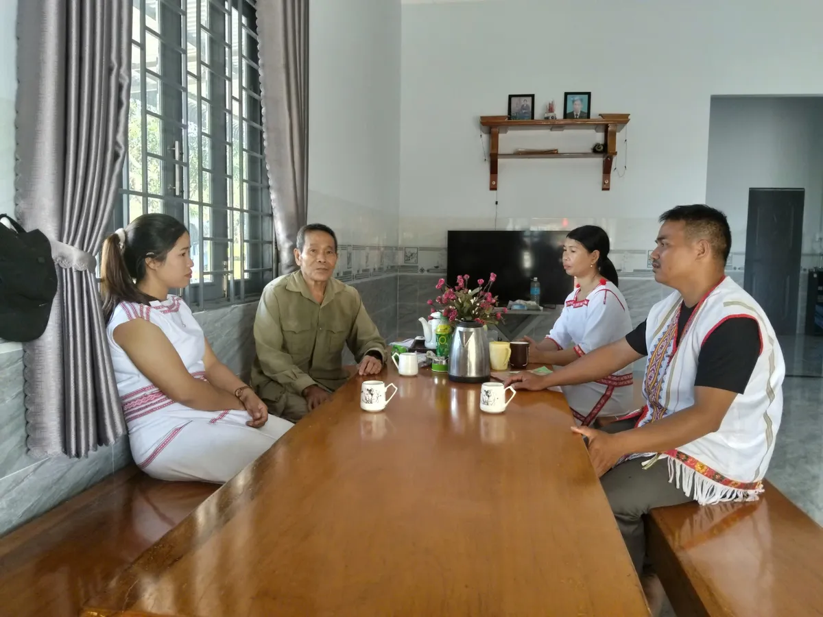 Đồng b&agrave;o Rơ Măm ơn Đảng- Ảnh 3.