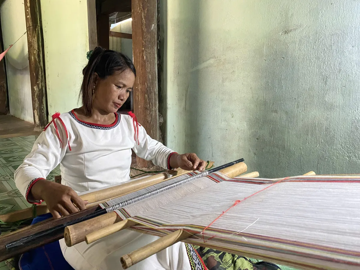 Đồng b&agrave;o Rơ Măm ơn Đảng- Ảnh 5.