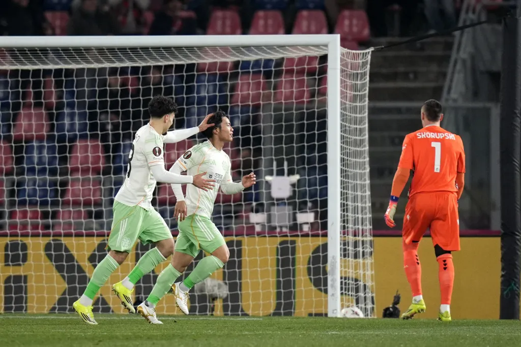 Kết quả Europa League: Sancho tỏa sáng, Aston Villa sớm vào vòng 16 đội- Ảnh 3.
