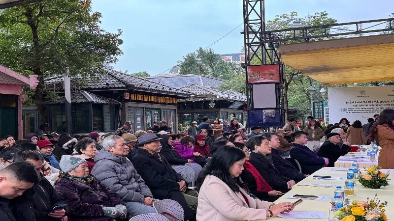 Đẩy mạnh ứng dụng khoa học tiên tiến để bảo tồn và phát triển dược liệu- Ảnh 1. Đẩy mạnh ứng dụng khoa học tiên tiến để bảo tồn và phát triển dược liệu- Ảnh 1.