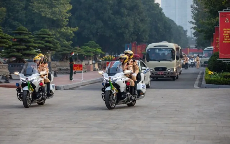 Công tác dẫn, đón đoàn đại biểu dự Đại hội XIV được lực lượng CSGT thực hiện đảm bảo đúng giờ, đúng tuyến, đúng chương trình.