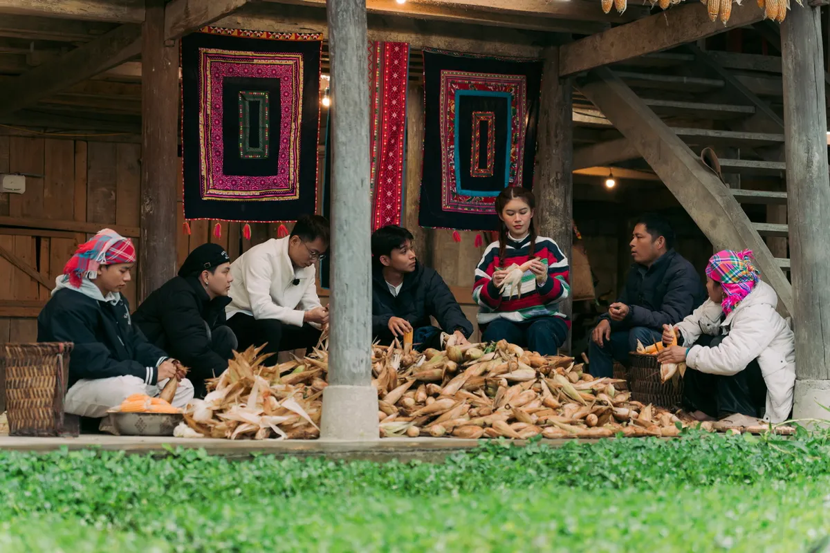 Gia đình Haha tập 17: Nỗi lo lắng khi trở lại bản Liền - Ảnh 7.