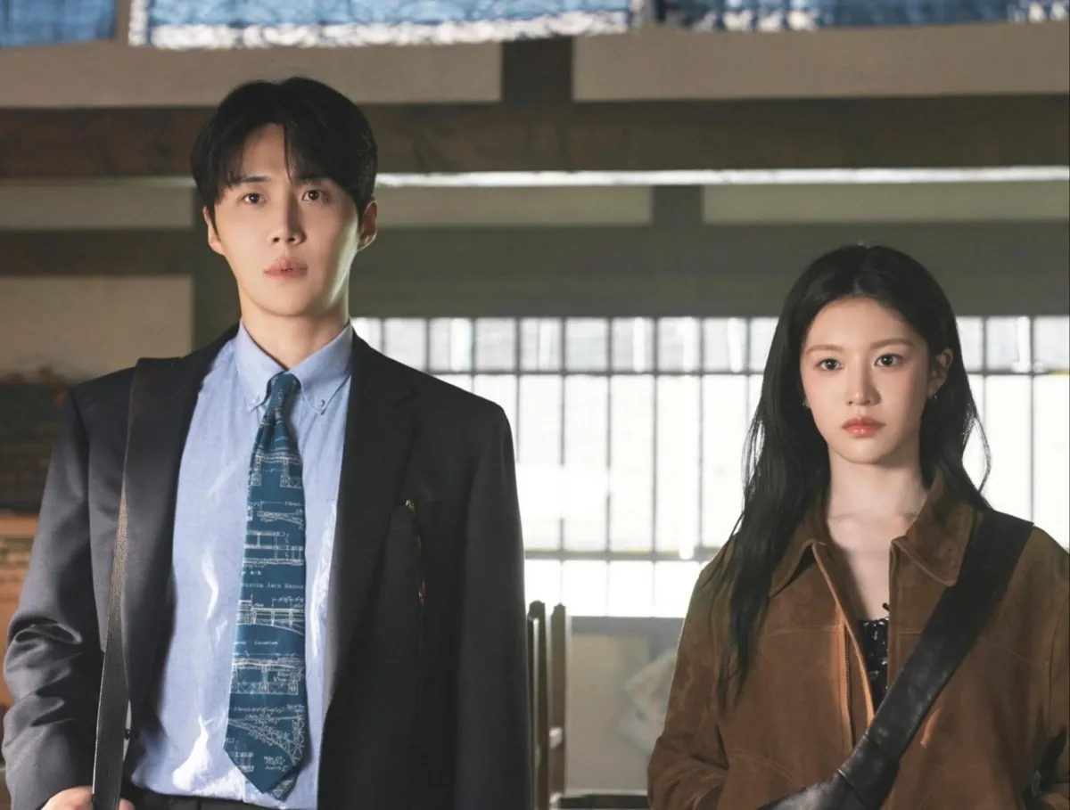 Sự trở lại đầy ấn tượng của Kim Seon Ho - Ảnh 3.