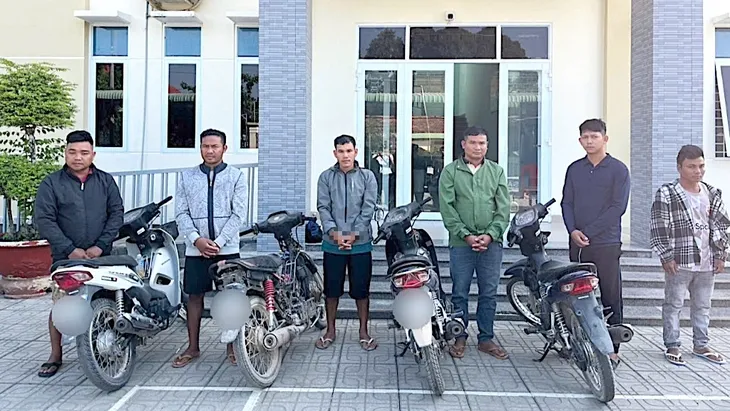 Ph&aacute;t hiện th&ecirc;m nh&oacute;m tổ chức cho người nước ngo&agrave;i nhập cảnh tr&aacute;i ph&eacute;p từ Campuchia về T&acirc;y Ninh- Ảnh 1.