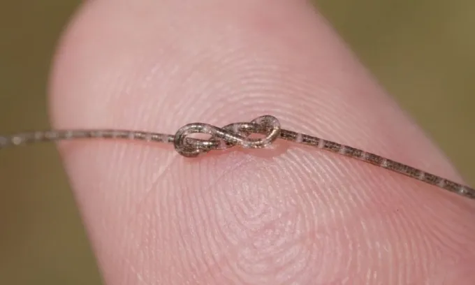 Trung Quốc ph&aacute;t triển chip dạng sợi dẻo mỏng như sợi t&oacute;c- Ảnh 1.