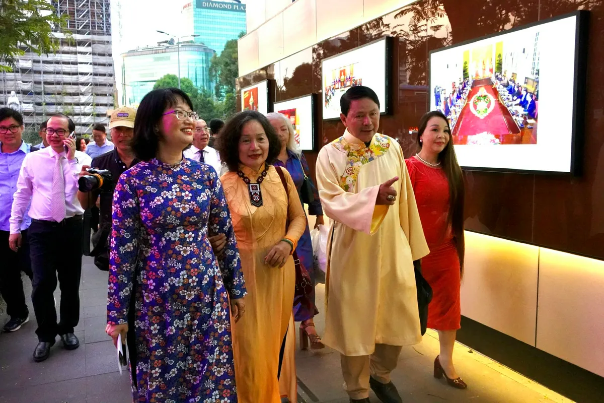 TP Hồ Chí Minh ra mắt “Con đường Nhiếp ảnh” - Ảnh 12.