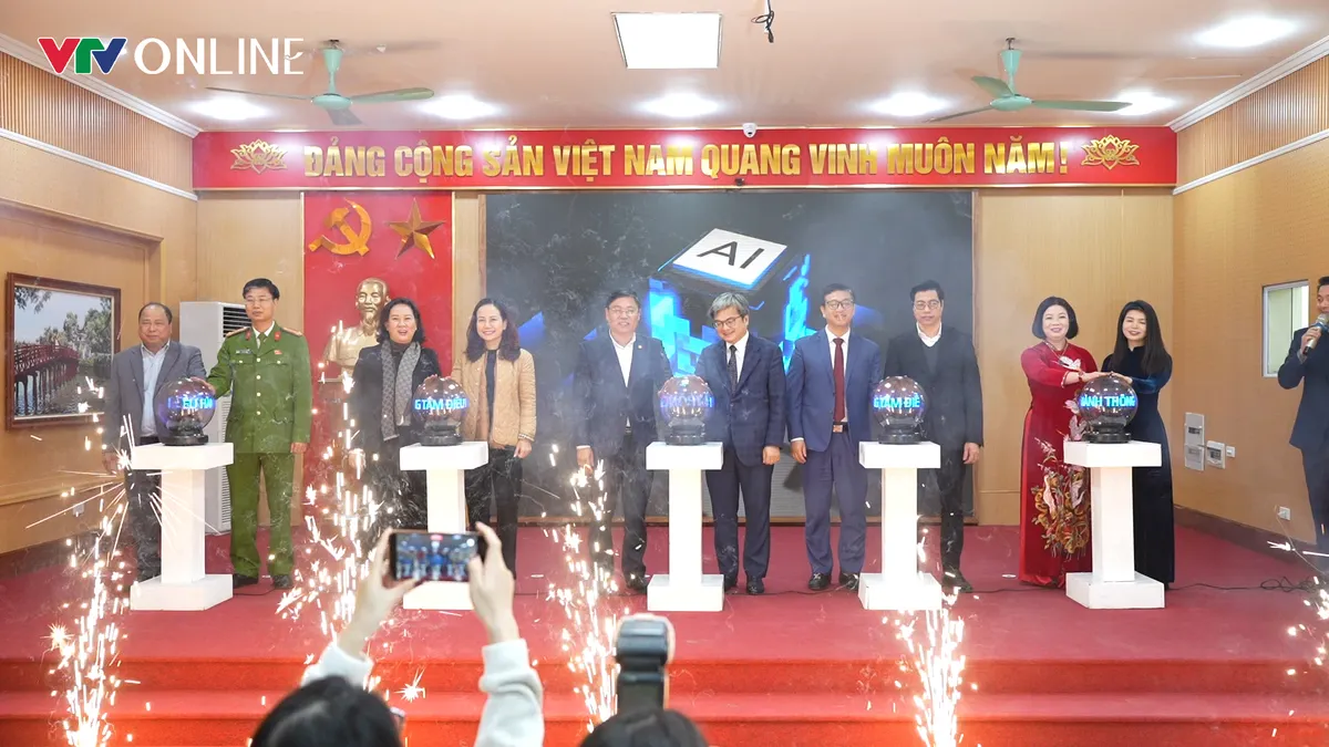 H&agrave; Nội ph&aacute;t triển ch&iacute;nh quyền số từ m&ocirc; h&igrave;nh IOC cấp x&atilde; - Ảnh 2.