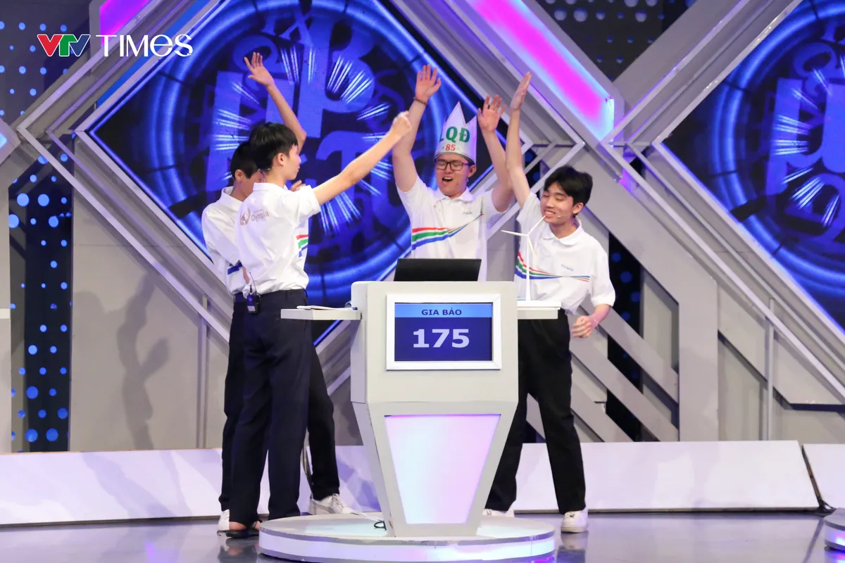 Đường l&ecirc;n đỉnh Olympia 2026: Gay cấn đến ph&uacute;t cuối, nam sinh gi&agrave;nh cầu truyền h&igrave;nh Chung kết đầu ti&ecirc;n - Ảnh 13.