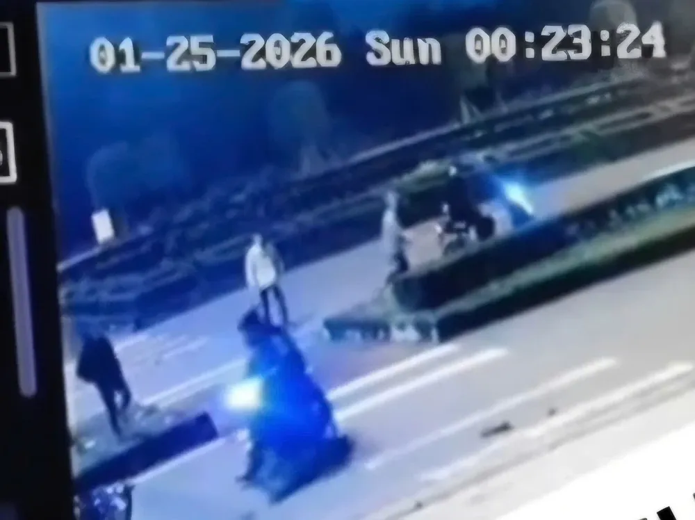 X&aacute;c định danh t&iacute;nh 3 người tử vong trong đ&ecirc;m tr&ecirc;n đường ở Quảng Trị - Ảnh 1.