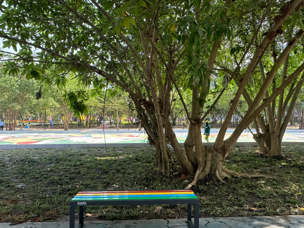 Khu “đất vàng” Nhà thi đấu Phan Đình Phùng lột xác đón Tết - Ảnh 13.