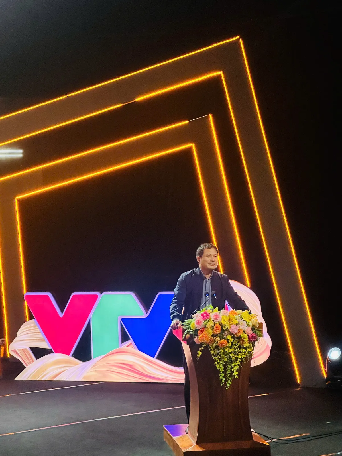 Hội thảo "VTV8 - T&ocirc;n vinh cội nguồn, kết nối thời đại"- Ảnh 2.