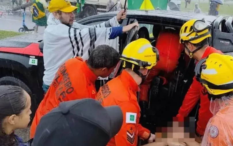 Nhiều người được đưa vào bệnh viện sau vụ sét đánh (Ảnh: X)