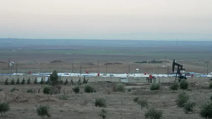 B&ecirc;n trong trại giam phụ nữ, trẻ em li&ecirc;n quan IS giữa bất ổn leo thang tại Syria - Ảnh 1.