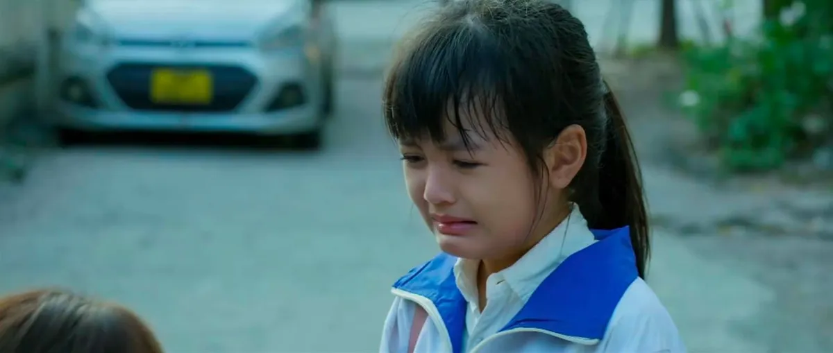 Gia đình trái dấu - Tập 25: Vợ lao mình đi giải cứu con riêng của chồng khỏi bắt cóc- Ảnh 1. Gia đình trái dấu - Tập 25: Vợ lao mình đi giải cứu con riêng của chồng khỏi bắt cóc- Ảnh 1.