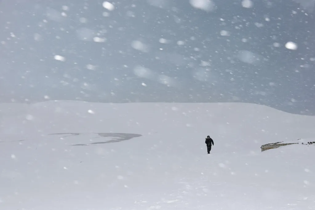 Tuyết rơi d&agrave;y tại Nhật Bản l&agrave;m 4 người thiệt mạng- Ảnh 2.