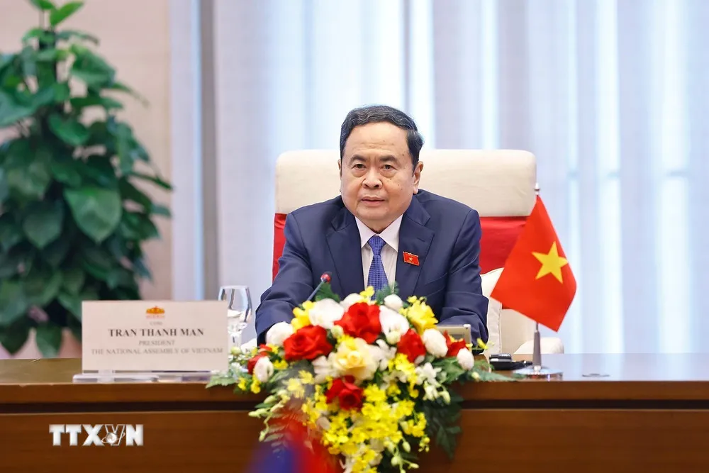 Chủ tịch Quốc hội Trần Thanh Mẫn hội kiến Tổng B&iacute; thư, Chủ tịch nước L&agrave;o Thongloun Sisoulith - Ảnh 1.