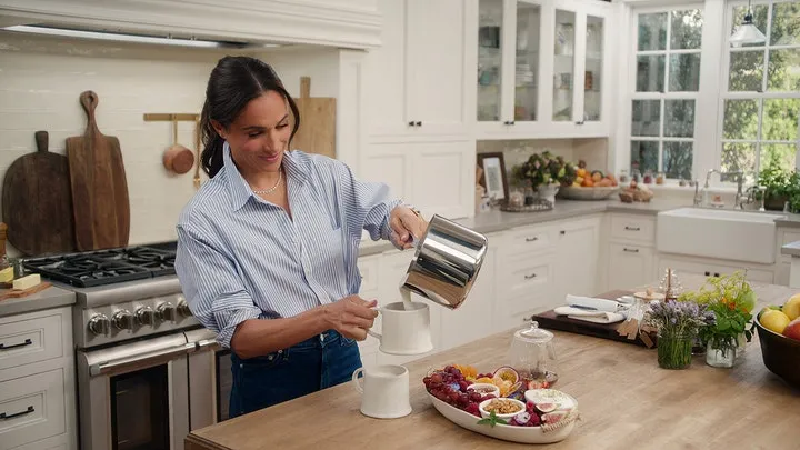 Vợ chồng Ho&agrave;ng tử Harry - Meghan tham gia Li&ecirc;n hoan phim Sundance - Ảnh 3.