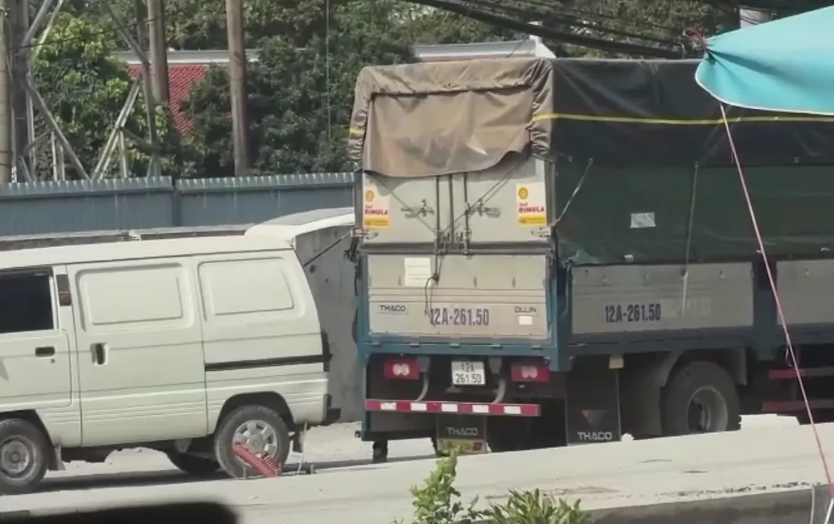 Lợi nhuận "khủng" ph&iacute;a sau đường d&acirc;y lạp xưởng nướng đ&aacute; nhập lậu b&aacute;n vỉa h&egrave;- Ảnh 10.