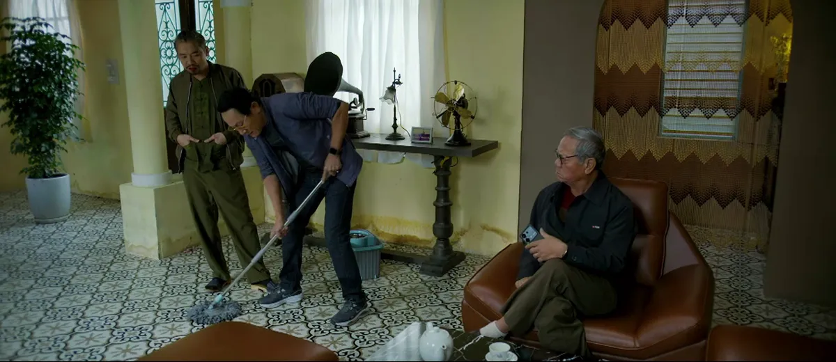 Gia đình trái dấu - Tập 25: Vợ lao mình đi giải cứu con riêng của chồng khỏi bắt cóc- Ảnh 7. Gia đình trái dấu - Tập 25: Vợ lao mình đi giải cứu con riêng của chồng khỏi bắt cóc- Ảnh 7.