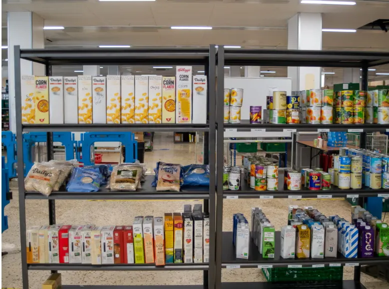 Số người sống trong cảnh ngh&egrave;o c&ugrave;ng cực ở Anh l&ecirc;n mức cao lịch sử  - Ảnh 1.