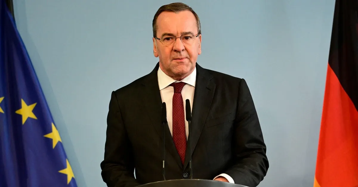 Đức y&ecirc;u cầu Tổng thống Trump xin lỗi v&igrave; ph&aacute;t ng&ocirc;n về NATO tại Afghanistan- Ảnh 1.