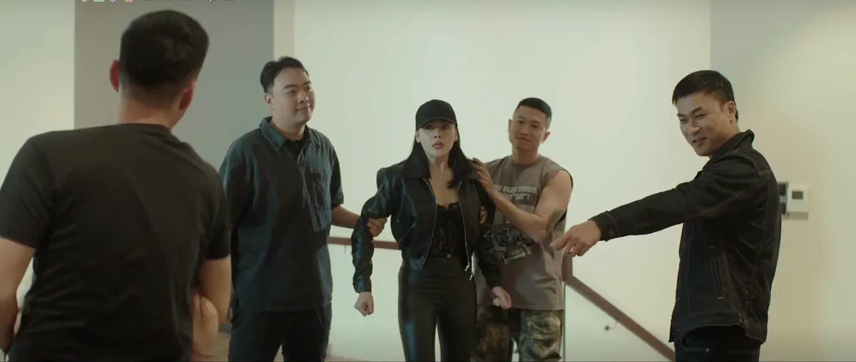 Lằn ranh - Tập 55: Ông Sách chia tay người tình, đánh mất cả người vợ tào khang- Ảnh 2.