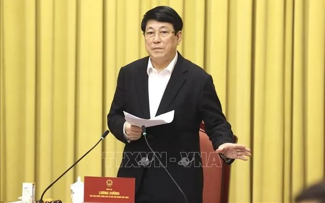 Chủ tịch nước Lương Cường chủ trì họp với Văn phòng Chủ tịch nước về công tác chuẩn bị đón Tết Nguyên đán Bính Ngọ 2026. Ảnh: Lâm Khánh/TTXVN