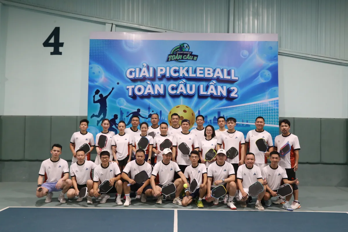 Phong tr&agrave;o thể thao dịp cận Tết Nguy&ecirc;n đ&aacute;n: Pickleball vẫn "hot"- Ảnh 5.