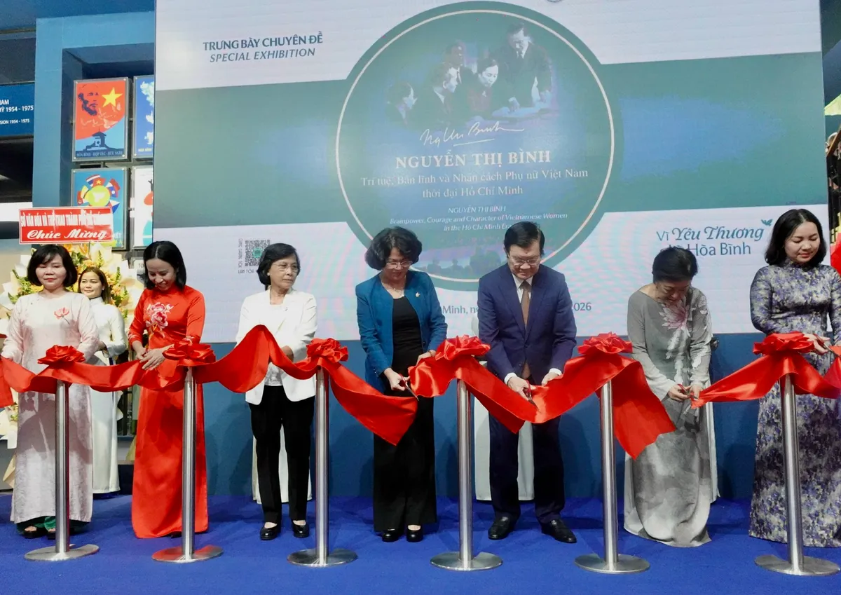 Madame B&igrave;nh - tr&iacute; tuệ, bản lĩnh của phụ nữ Việt Nam thời đại Hồ Ch&iacute; Minh - Ảnh 1.