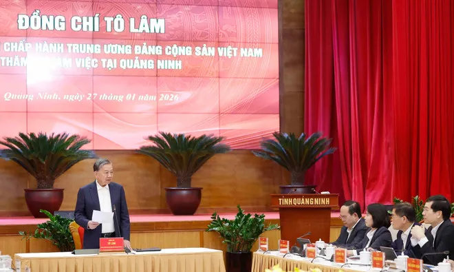 Tổng B&iacute; thư T&ocirc; L&acirc;m: Quảng Ninh từng bước trở th&agrave;nh h&igrave;nh mẫu ph&aacute;t triển xanh - Ảnh 2.