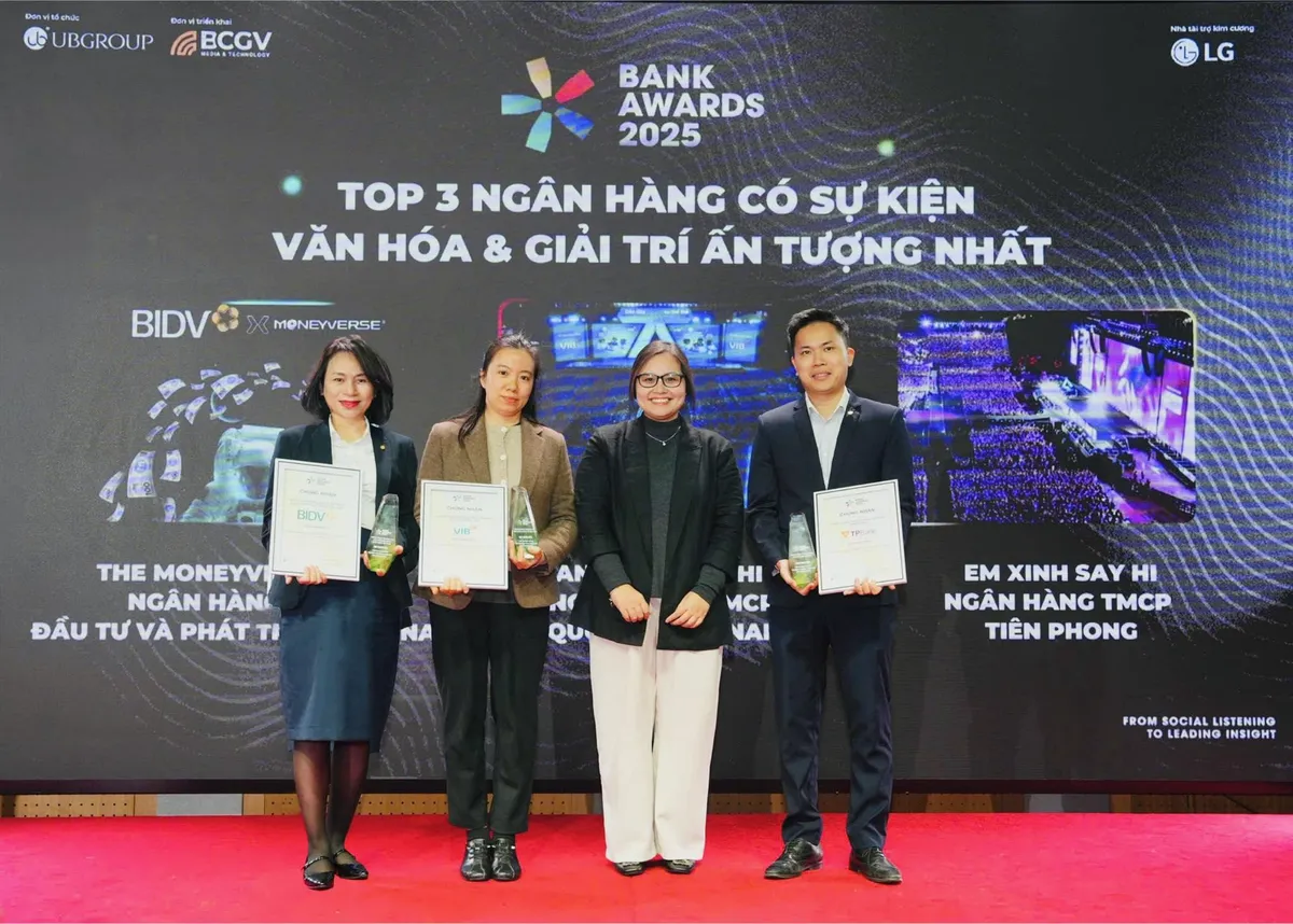 The Moneyverse X BIDV là Top 1 Sự Kiện Văn Hóa & Giải Trí Ấn Tượng Nhất tại Bank Awards 2025- Ảnh 1.
The Moneyverse X BIDV là Top 1 Sự Kiện Văn Hóa & Giải Trí Ấn Tượng Nhất tại Bank Awards 2025- Ảnh 1.