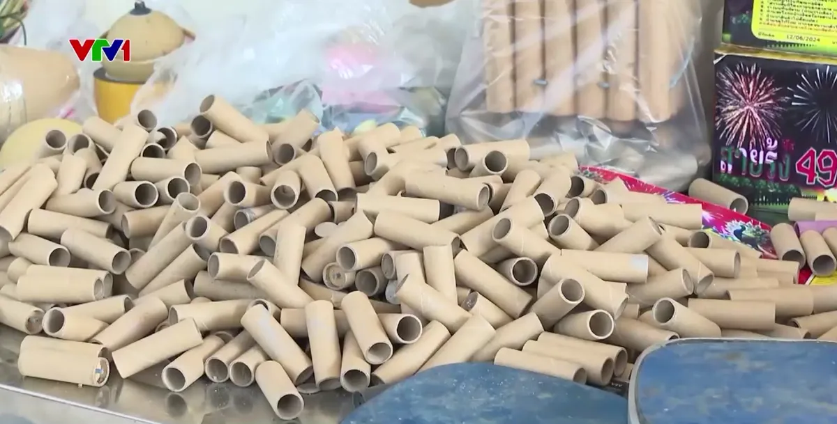 Đấu tranh quyết liệt với các vi phạm về pháo nổ dịp Tết- Ảnh 1. Đấu tranh quyết liệt với các vi phạm về pháo nổ dịp Tết- Ảnh 1.