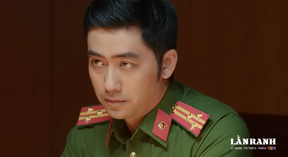 Lằn ranh - Tập 56: Trinh được giải cứu, bị điều tra về mối quan hệ với Ph&oacute; B&iacute; thư S&aacute;ch- Ảnh 2.