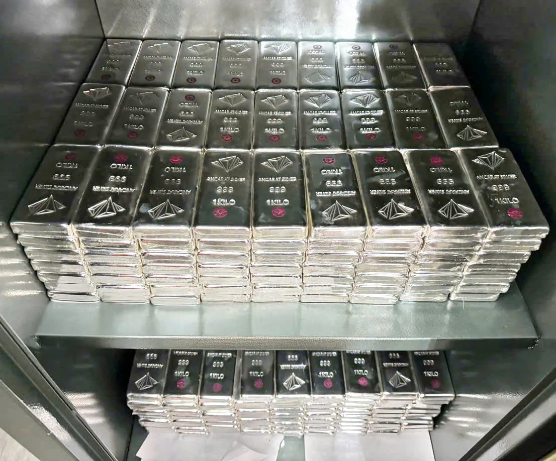 Gi&aacute; bạc h&ocirc;m nay 27/1: Bạc trong nước tăng nhẹ- Ảnh 1.