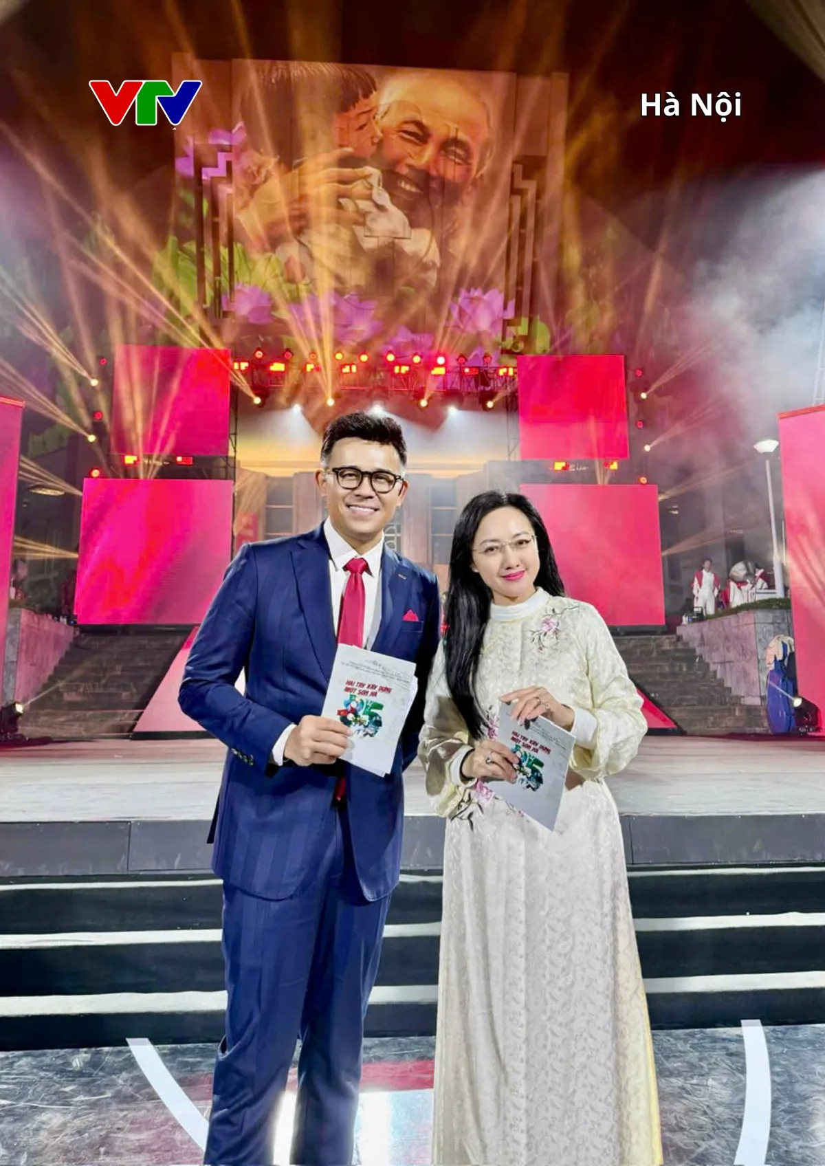 THTT Cầu truyền h&igrave;nh Kỷ niệm 85 năm Ng&agrave;y Chủ tịch Hồ Ch&iacute; Minh về nước - Hai tay x&acirc;y dựng một sơn h&agrave; (20h, VTV1)- Ảnh 5.