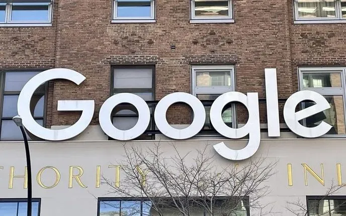 Google đồng &yacute; chi 68 triệu USD d&agrave;n xếp vụ kiện ghi &acirc;m tr&aacute;i ph&eacute;p qua trợ l&yacute; ảo- Ảnh 1.