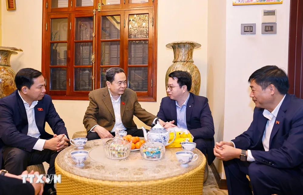 Chủ tịch Quốc hội Trần Thanh Mẫn tri ân các đồng chí nguyên lãnh đạo Đảng, Nhà nước - Ảnh 4.