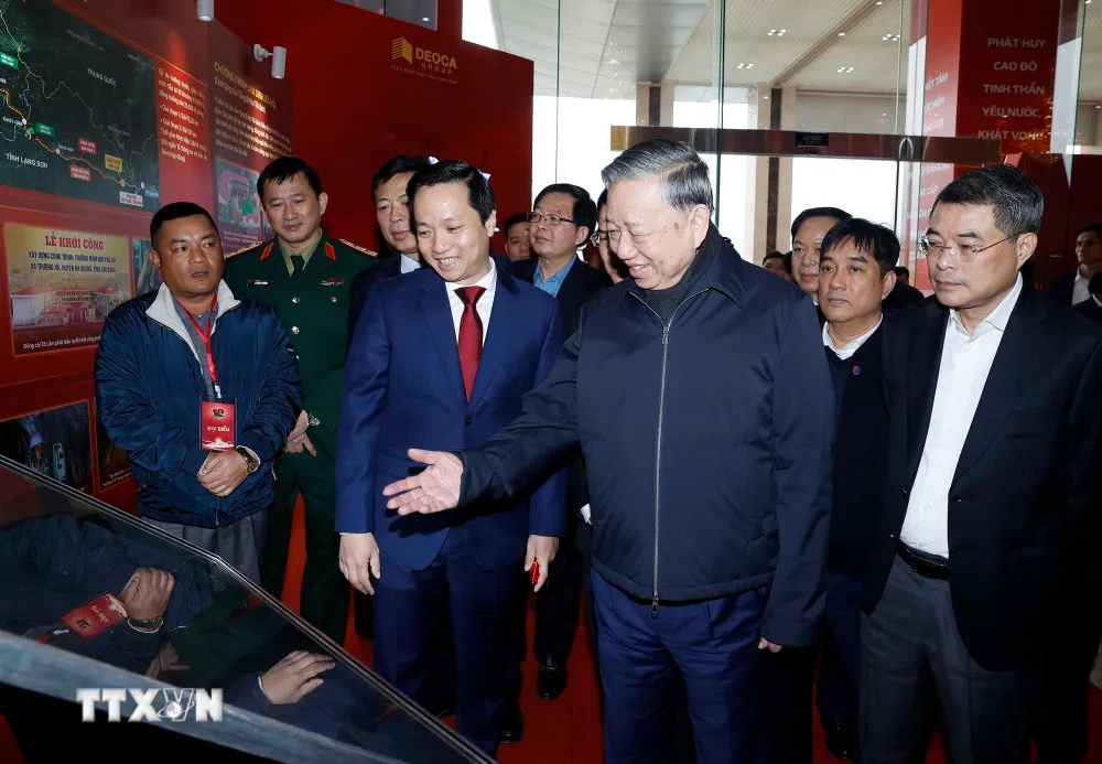 Tổng B&iacute; thư T&ocirc; L&acirc;m: Cao Bằng cần biến lợi thế bi&ecirc;n giới th&agrave;nh động lực ph&aacute;t triển - Ảnh 1.