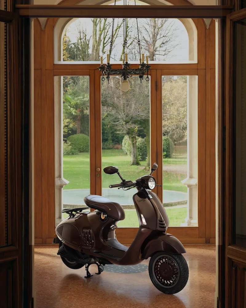 ⁠Vespa ra mắt phi&ecirc;n bản đặc biệt cho năm ngựa - Ảnh 1.