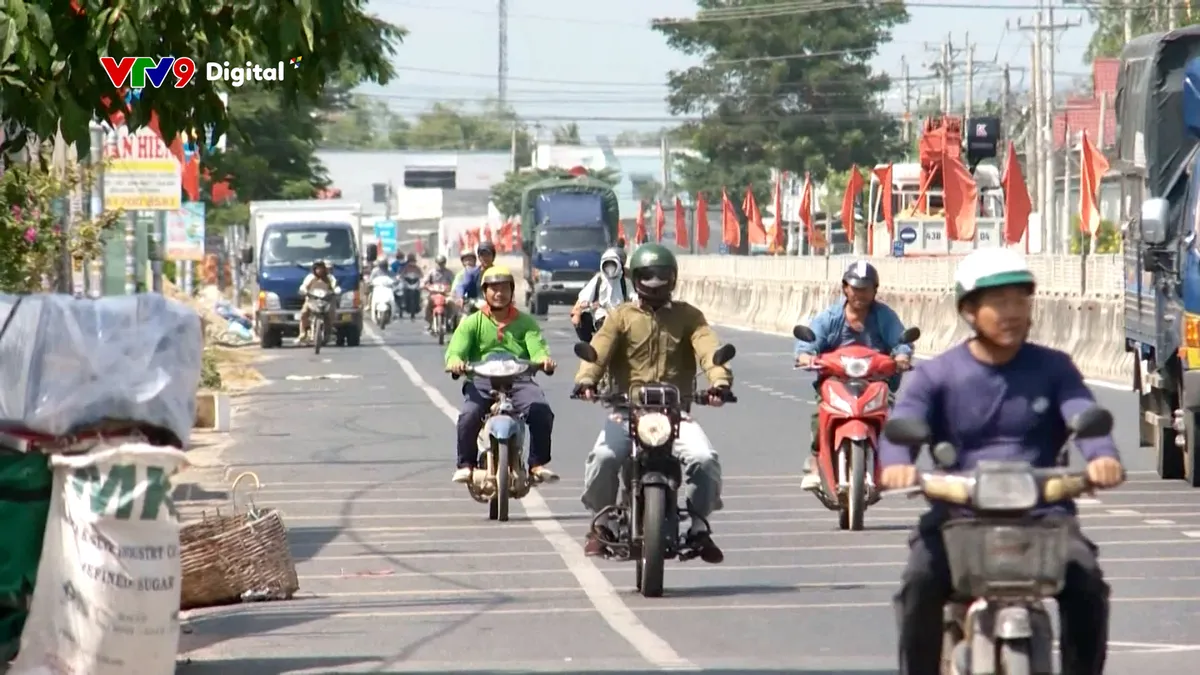 Alo V9 (29/01/2026): Xóa điểm đen giao thông trên quốc lộ 1 qua Đông Lâm Đồng