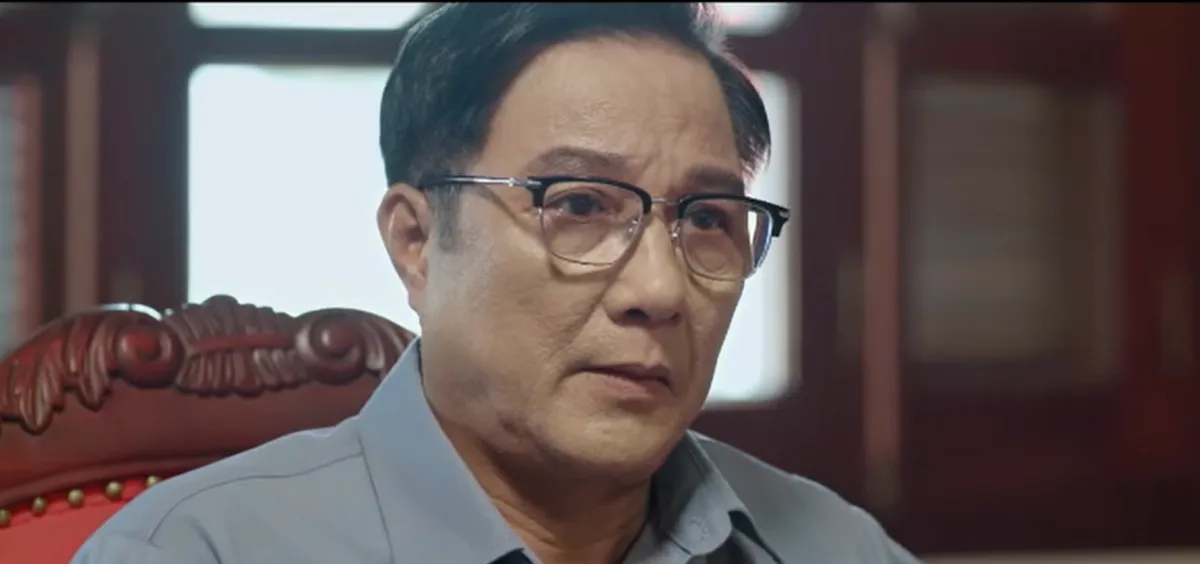 Lằn ranh - Tập 57: Triển khóc trong phòng thẩm vấn, ông Sách chờ lệnh bắt gia - Ảnh 11.