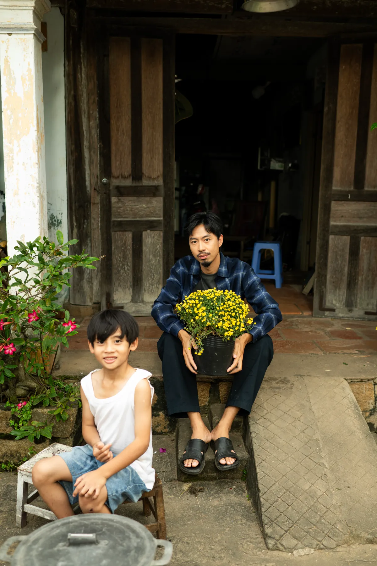 Sau Mang tiền về cho mẹ, Đen ra mắt s&aacute;ng t&aacute;c mới từ g&oacute;c nh&igrave;n người cha - Ảnh 2.