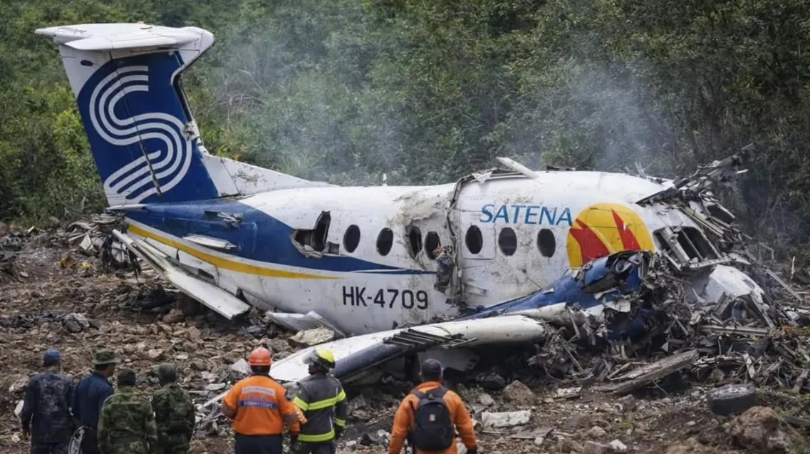 M&aacute;y bay chở kh&aacute;ch gặp nạn ở Colombia, to&agrave;n bộ 15 người thiệt mạng- Ảnh 1.