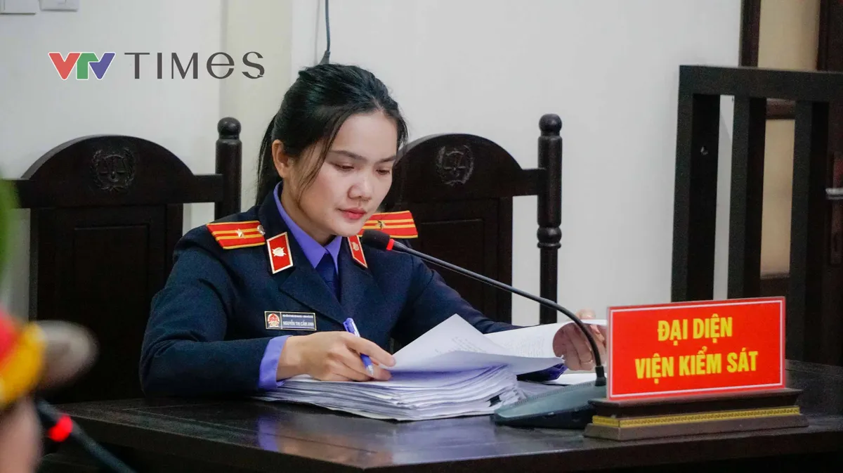 Xét xử "tổng tài" chỉ đạo đánh người trong quán cà phê ở Hà Nội - Ảnh 3.