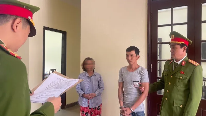 Khởi tố tài xế uống rượu bia, điều khiển mô tô gây tai nạn ở Huế - Ảnh 1.