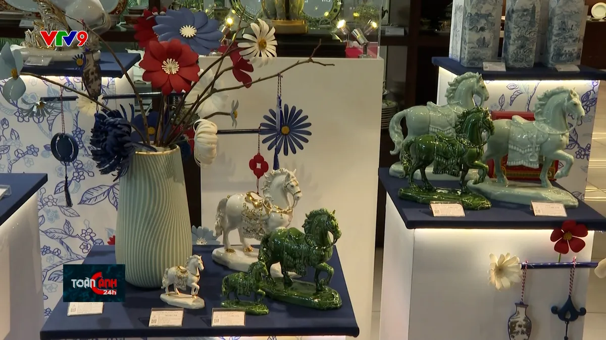 Độc đáo tạo hình linh vật ngựa trên gốm sứ