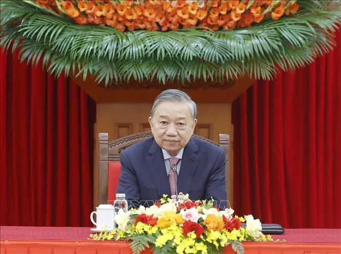 Tổng B&iacute; thư T&ocirc; L&acirc;m điện đ&agrave;m với Tổng Thư k&yacute; Đảng H&agrave;nh động Nh&acirc;n d&acirc;n, Thủ tướng Singapore - Ảnh 1.