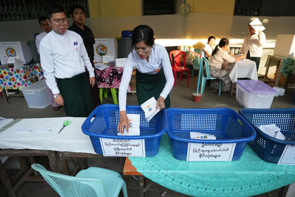 Myanmar công bố kết quả tổng tuyển cử- Ảnh 1. Myanmar công bố kết quả tổng tuyển cử- Ảnh 1.