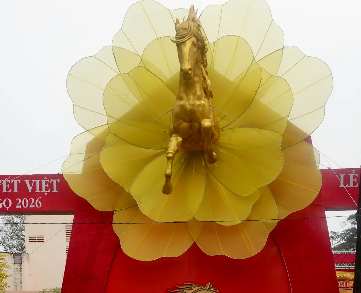 Lộ diện linh vật độc đ&aacute;o của Lễ hội Tết Việt B&iacute;nh Ngọ 2026- Ảnh 1.